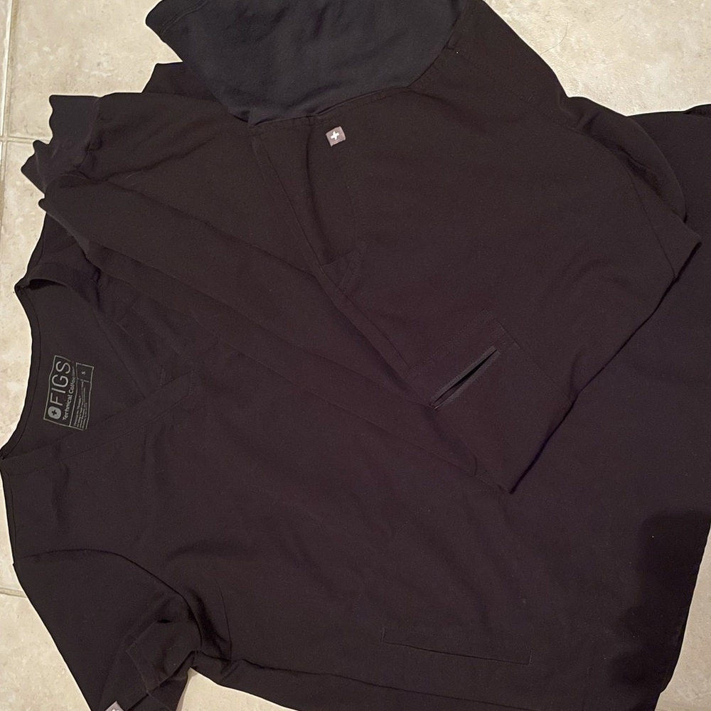 Figs Maternity scrub set